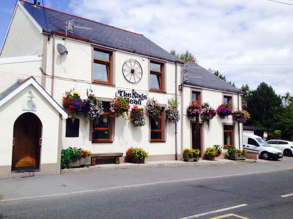 Bed and Breakfast The Nags Head Tredegar Nant-y-bwch Exterior foto